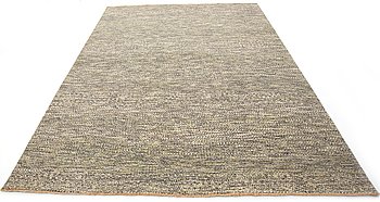 Agra Modern 240x310