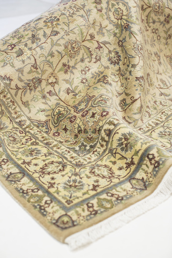 Matta Kashmir - 170x255